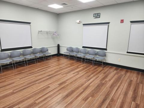 The right half of the divided meeting room